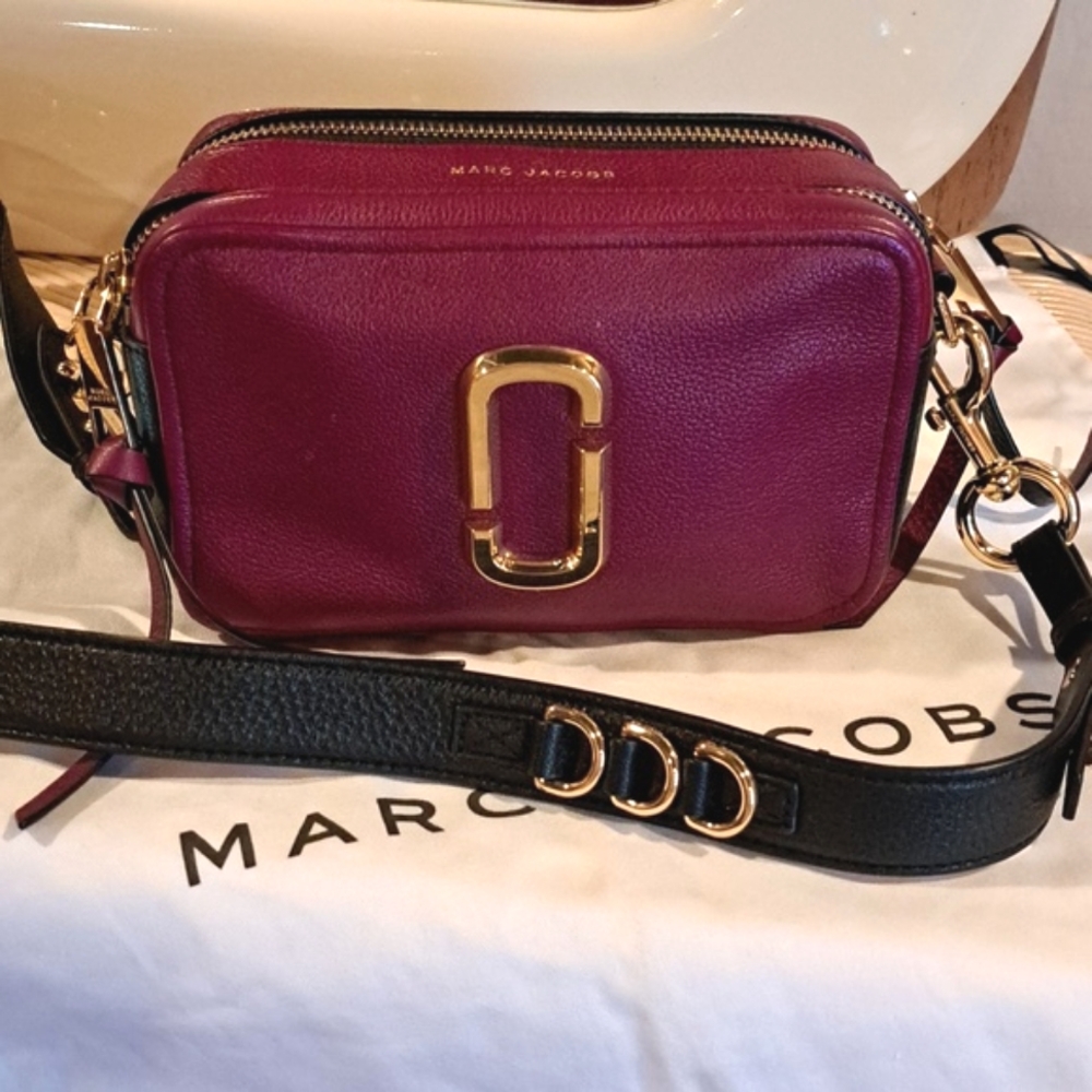 Marc Jacobs Double Zip Snapshot Crossbody Bag in Berry and Black